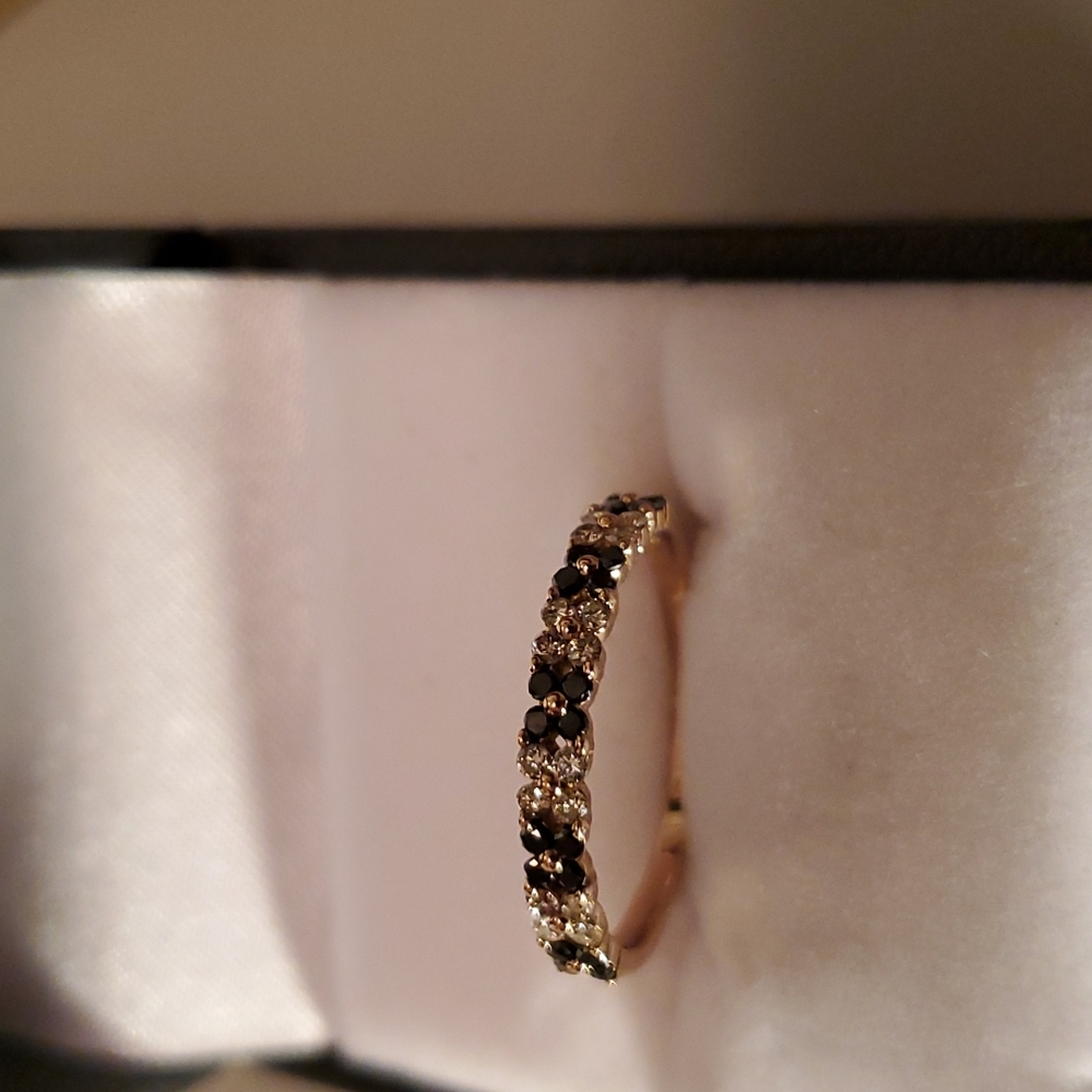 Jewelry - Picture 4 of 7
